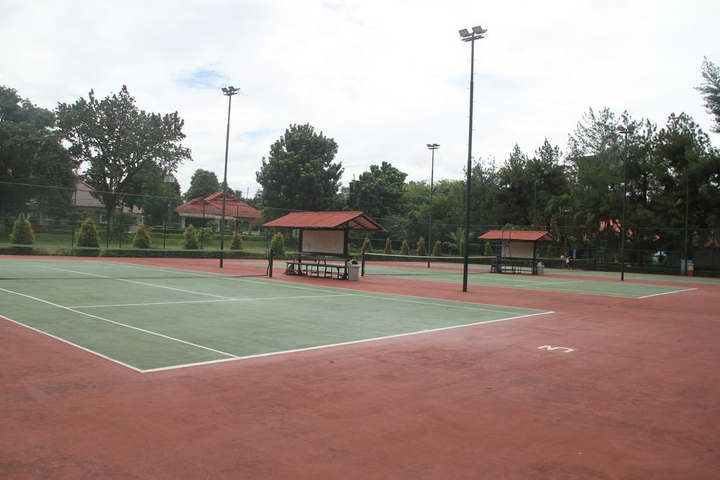الشقق الفندقية تْشيلانداكفي  Country Woods Jakarta المظهر الخارجي الصورة